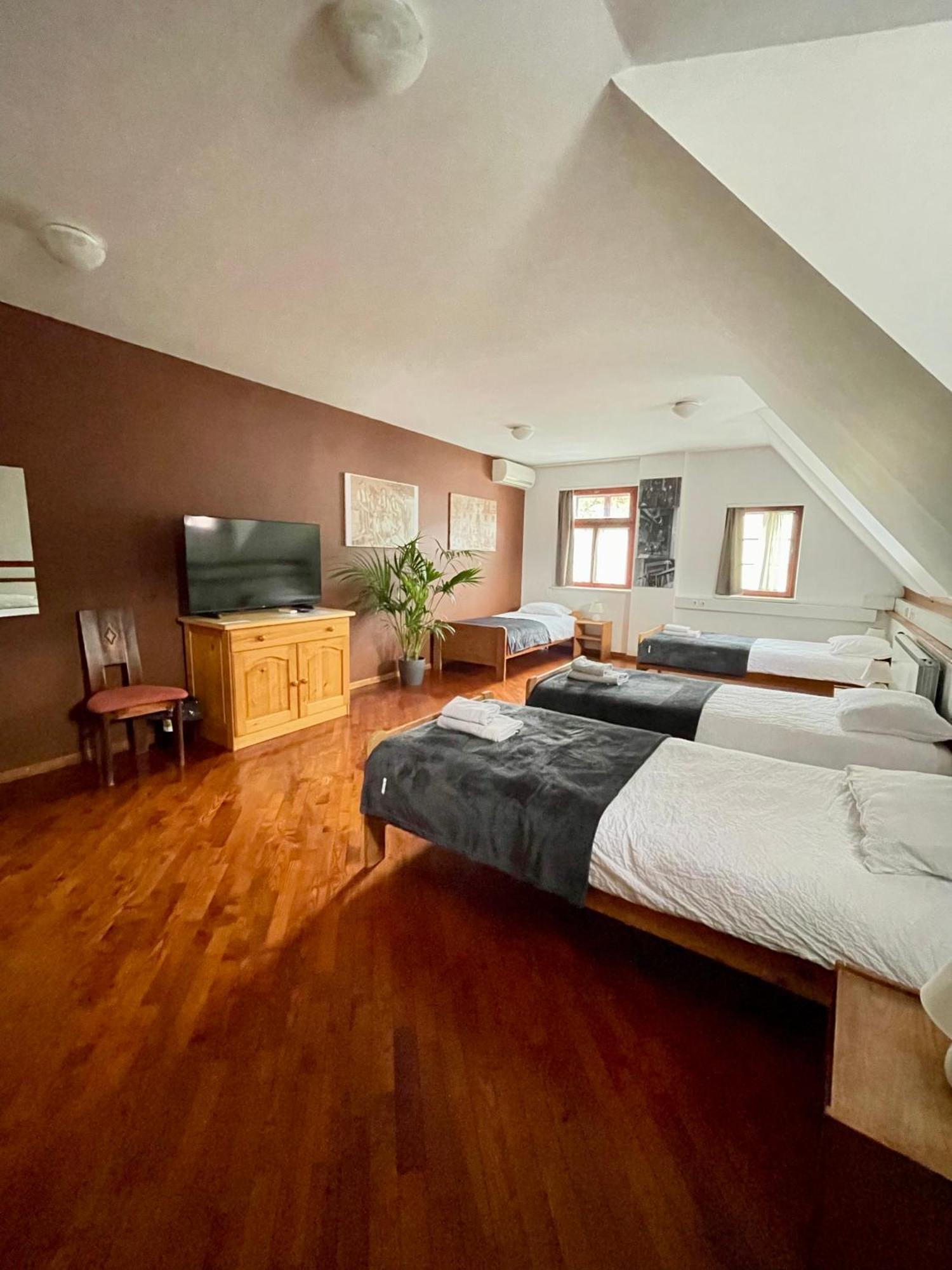 Gostisce Barbara Otel Idrija Dış mekan fotoğraf