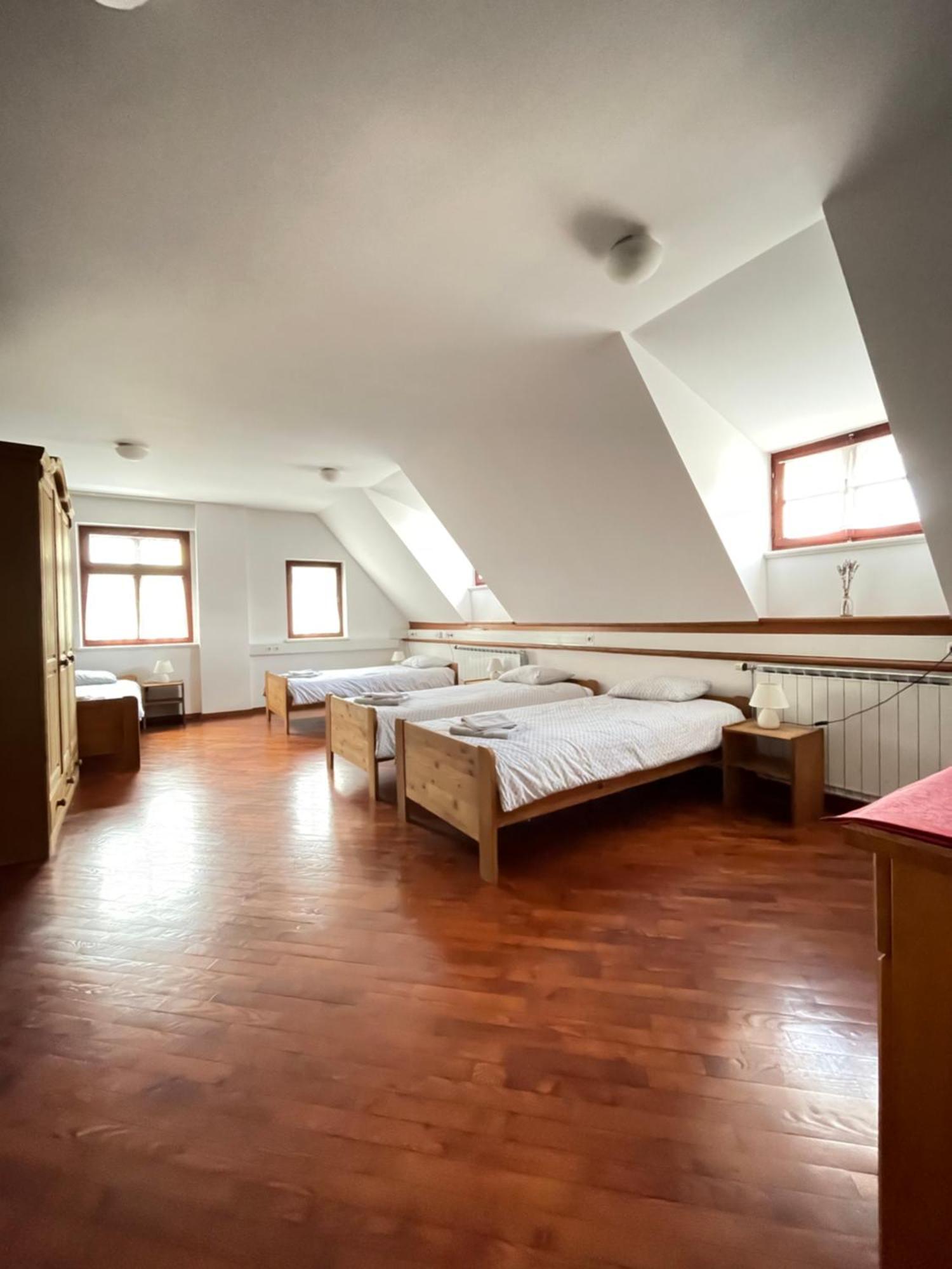 Gostisce Barbara Otel Idrija Dış mekan fotoğraf