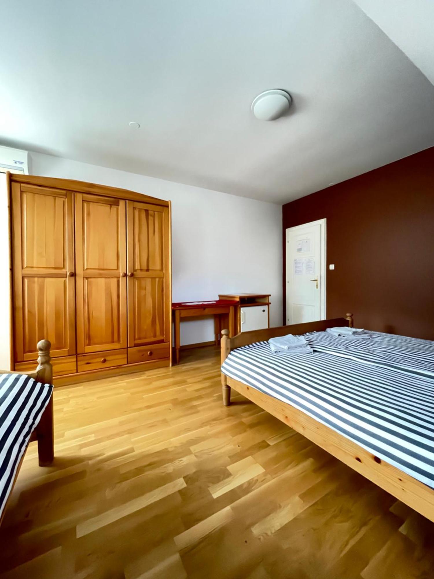 Gostisce Barbara Otel Idrija Dış mekan fotoğraf