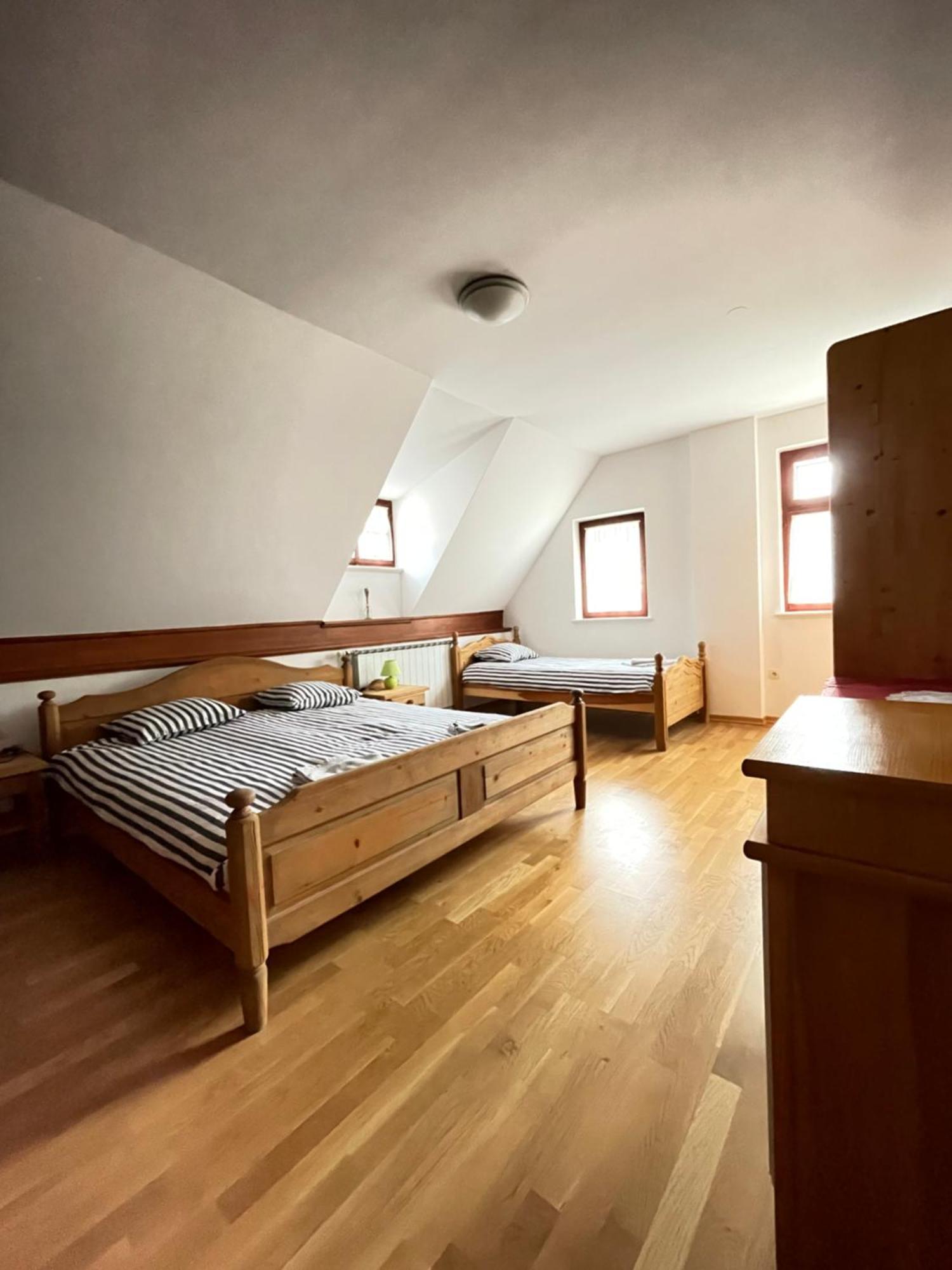 Gostisce Barbara Otel Idrija Dış mekan fotoğraf